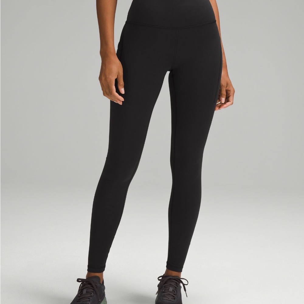 Lululemon Wunder Train Legging 28in with pockets